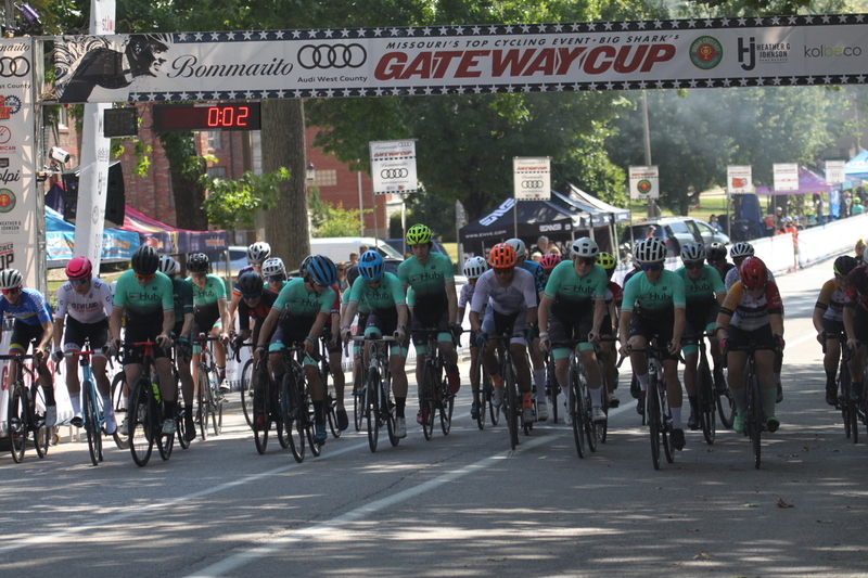 Tour de Francis Park 2025 XXXXI.jpg :: Tour de Francis Park 2025/Gateway Cup 2025 - August 30, 2025 Juniors A (13-14,15-16,17-18) for 25-Minutes. Fast, wide, smooth, and Fast, the Tour de Francis Park is a series favorite. This long, 1.2-mile course, is full throttle-featuring one super-fast downhill turn 2 that sets up a long uphill drag to the finish. USA Cycling 