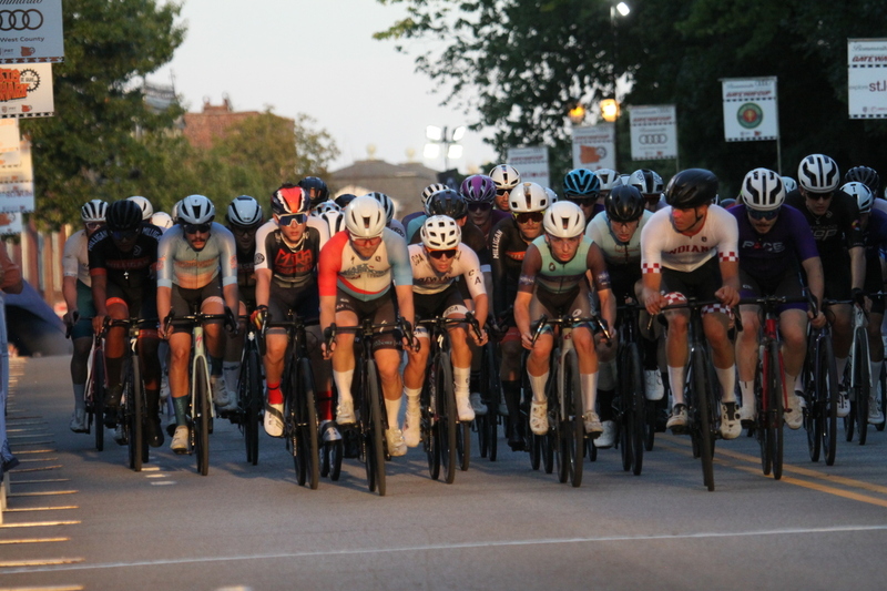 Tour de Lafayette 2025 B -CIII.jpg :: Tour de Lafayette 2025/Gateway Cup 2025 Men's Masters 40+ CAT 1-4 50 minute race. The race was held in South St. Louis City, Missouri, USA at Lafayette Square Park. A criterium, or crit, is a bike race consisting of several laps around a closed circuit, the length of each lap or ranging from about 400 meter to 10,000 meter. Tour de Lafayette is a flat, wide-open 0.9-mile course with four 90-degree turns. USA Cycling