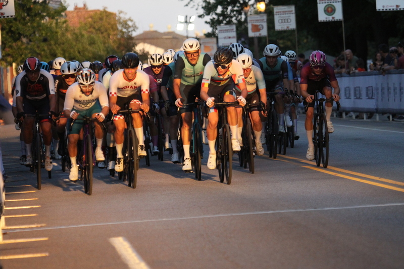 Tour de Lafayette 2025 B -CV.jpg :: Tour de Lafayette 2025/Gateway Cup 2025 Men's Masters 40+ CAT 1-4 50 minute race. The race was held in South St. Louis City, Missouri, USA at Lafayette Square Park. A criterium, or crit, is a bike race consisting of several laps around a closed circuit, the length of each lap or ranging from about 400 meter to 10,000 meter. Tour de Lafayette is a flat, wide-open 0.9-mile course with four 90-degree turns. USA Cycling