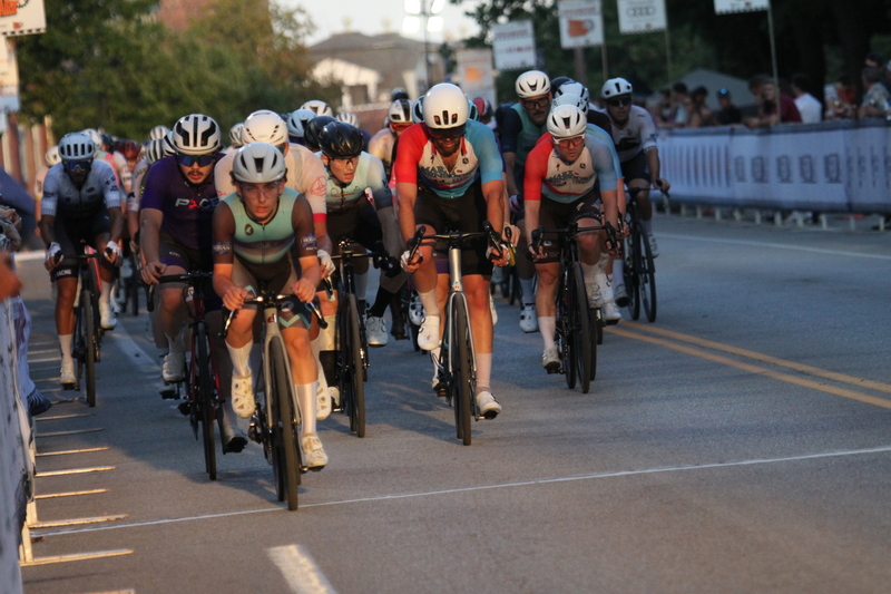 Tour de Lafayette 2025 B -LXXXXIX.jpg :: Tour de Lafayette 2025/Gateway Cup 2025 Men's Masters 40+ CAT 1-4 50 minute race. The race was held in South St. Louis City, Missouri, USA at Lafayette Square Park. A criterium, or crit, is a bike race consisting of several laps around a closed circuit, the length of each lap or ranging from about 400 meter to 10,000 meter. Tour de Lafayette is a flat, wide-open 0.9-mile course with four 90-degree turns. USA Cycling