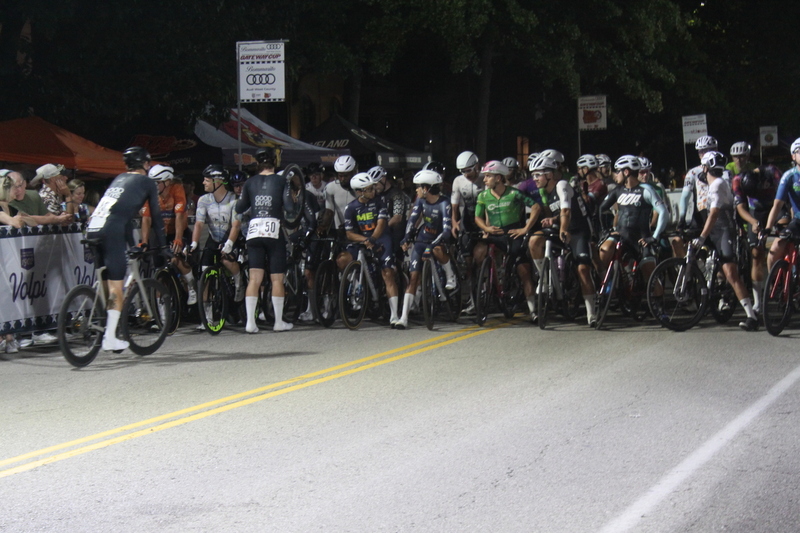 Tour de Lafayette 2025 D -LI.jpg :: Tour de Lafayette 2025/Gateway Cup 2025, Men's Pro 1, 70-minutes, 850pm Aug., 29th,2025, The Lafayette Square neighborhood is one of the oldest in St. Louis and boasts the city's first public park. Created 1836, the park was named in honor of Marquis de Lafayette, a French Statesman who served as a volunteer under George Washington during the American Revolution. - Gateway Cup website - 0.9-mile course with four 90-degree turns. USA Cycling, Omnium, Criterium