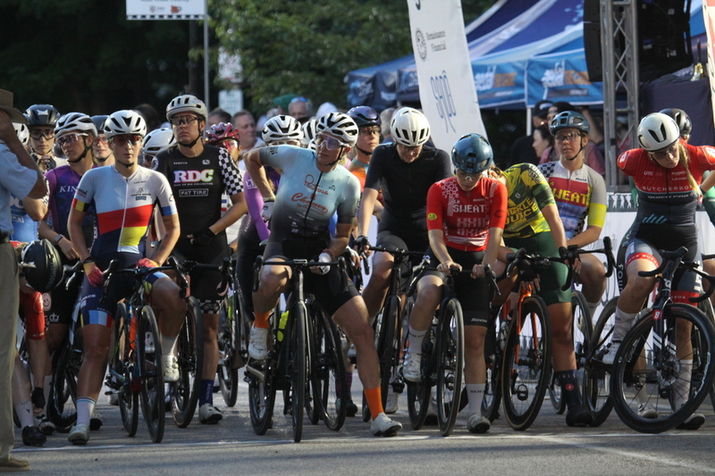 Tour de Lafayette 2025 D -XIV.jpg :: Tour de Lafayette 2025/Gateway Cup 2025 in South St. Louis City, Missouri, USA at Lafayette Square Park on 0.9-mile course around Lafayette Sqaure Park. Women's Pros Cycling CAT 1,2. Stop 6- Bommarito Audi West County Gateway Cup, Four days of racing over Labor Day Weekend, The Bommarito Audi West County Gateway Cup feature four of St. Louis Signature neighborhoods and the final stage of the American Criterium Cup at the Classic Giro della Montagna Criterium. USA Cycling