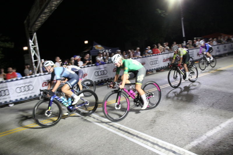 Tour de Lafayette 2025 D -XXXXVII.jpg :: Tour de Florissant 2025/Gateway Cup 2025 in South St. Louis, Missouri, USA at Lafayette Square Park. The course is a 0.9-mile square course around the park. This is the finish of the women's Pro under the lights of the Gateway Cup. 
