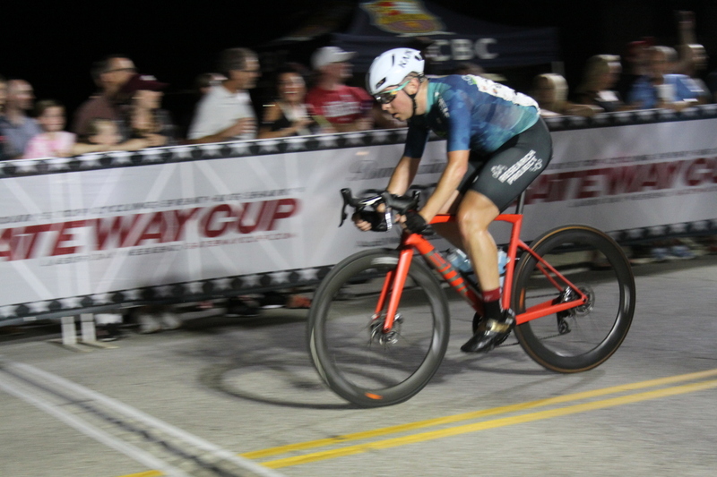 Tour de Lafayette 2025 E -XXX.jpg :: Tour de Lafayette 2025/Gateway Cup 2025 - Men's Pro CAT 1, 70-Minute Race, Stop 6 - Bommarito Audi West County Gateway Cup, Four days of racing over Labor Day Weekend, The Bommarito Audi West County Gateway Cup feature four of St. Louis signature neighborhoods and the final stage of the American Criterium Cup at the Classic Giro della Montagna Criterium. -Gateway Cup website- The Lafayette Square neighborhood and business district as the first leg of the Gateway Cup gets underway in St. Louis first historic district, this nightime criterium will take place under the lights as a flat, wide-open 0.9-mile course with four 90-degree turns. USA Cycling, 