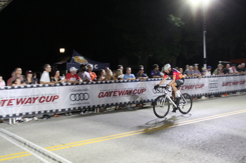 Tour de Lafayette 2025 E -XXXX.jpg :: Tour de Lafayette 2025/Gateway Cup 2025 - Men's Pro CAT 1, 70-Minute Race, Stop 6 - Bommarito Audi West County Gateway Cup, Four days of racing over Labor Day Weekend, The Bommarito Audi West County Gateway Cup feature four of St. Louis signature neighborhoods and the final stage of the American Criterium Cup at the Classic Giro della Montagna Criterium. -Gateway Cup website- The Lafayette Square neighborhood and business district as the first leg of the Gateway Cup gets underway in St. Louis first historic district, this nightime criterium will take place under the lights as a flat, wide-open 0.9-mile course with four 90-degree turns. USA Cycling, 