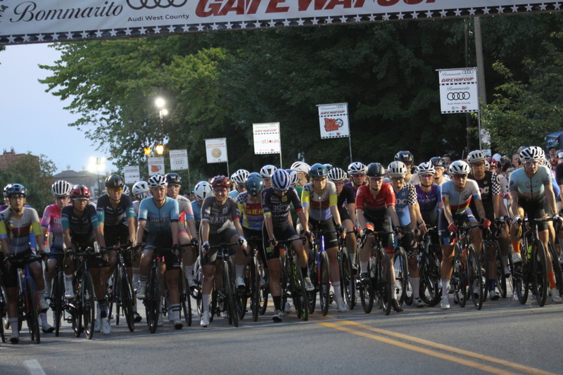 Tour de Lafeyette 2025 D -XV.jpg :: Tour de Lafayette 2025/Gateway Cup 2025 in South St. Louis City, Missouri, USA at Lafayette Square Park on 0.9-mile course around Lafayette Sqaure Park. Women's Pros Cycling CAT 1,2. Stop 6- Bommarito Audi West County Gateway Cup, Four days of racing over Labor Day Weekend, The Bommarito Audi West County Gateway Cup feature four of St. Louis Signature neighborhoods and the final stage of the American Criterium Cup at the Classic Giro della Montagna Criterium. USA Cycling