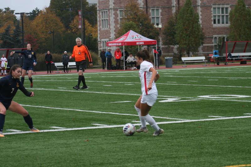 Wash U (Bears) vs University of Rochester Womens Soccer 2023 C.jpg :: Wash U (Bears) vs University of Rochester, NY at Francis Olympic Field in St. Louis, Missouri, USA.  In a NCAA Division III match up. UAA, Wash U Soccer, Wash U Conference College of Illinois Wisconsin, D3sports.com