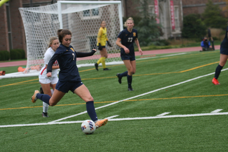 Wash U (Bears) vs University of Rochester Womens Soccer 2023 LIII.jpg :: Wash U (Bears) vs University of Rochester 2023 at Francis Olympic Field in St. Louis, Missouri, USA. This a Division III NCAA match up of lady's soccer. Wash U is in the College Conference of Illinois Wisconsin.  