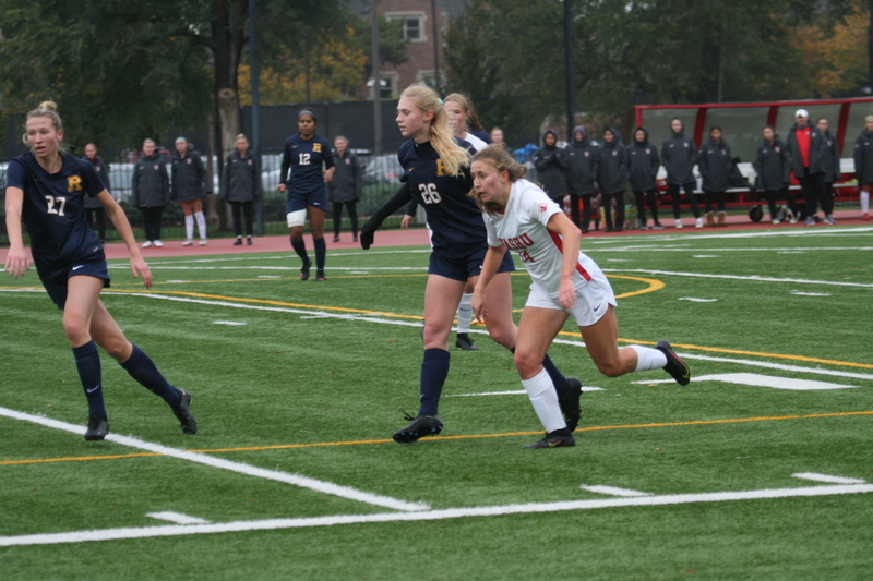 Wash U (Bears) vs University of Rochester Womens Soccer 2023 LVI.jpg :: Wash U (Bears) vs University of Rochester 2023 at Francis Olympic Field in St. Louis, Missouri, USA. This a Division III NCAA match up of lady's soccer. Wash U is in the College Conference of Illinois Wisconsin.  