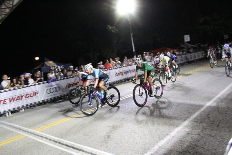 tour de Lafayette 2025 D -XXXXVI.jpg :: Tour de Florissant 2025/Gateway Cup 2025 in South St. Louis, Missouri, USA at Lafayette Square Park. The course is a 0.9-mile square course around the park. This is the finish of the women's Pro under the lights of the Gateway Cup. 