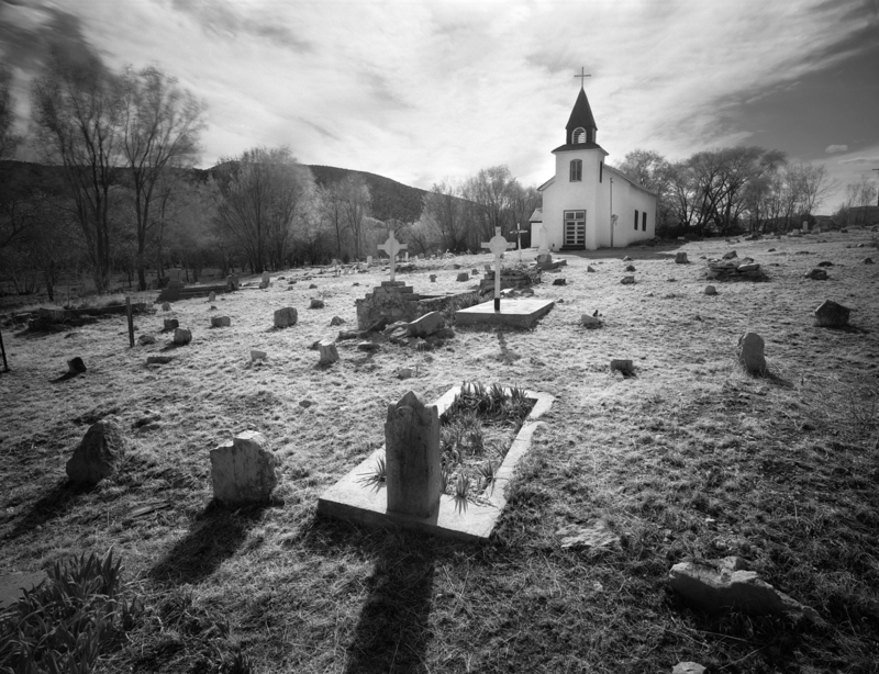 Graveyard La Capilla Hondo Valley New Mexico D.jpg