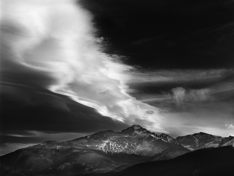 Ribbon Cloud over Longs Peak.jpg
