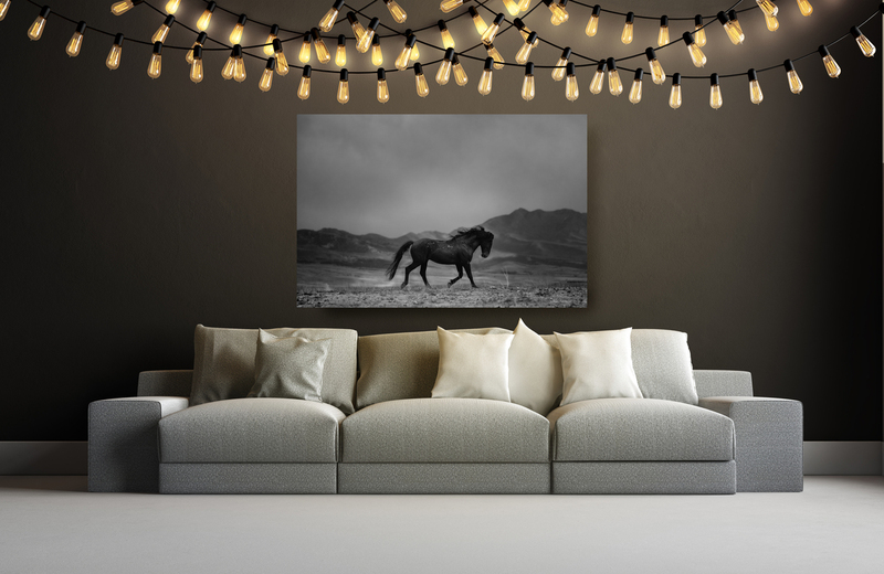 The Night Marcher.jpg :: 3d render of interior with garland of retro bulbs