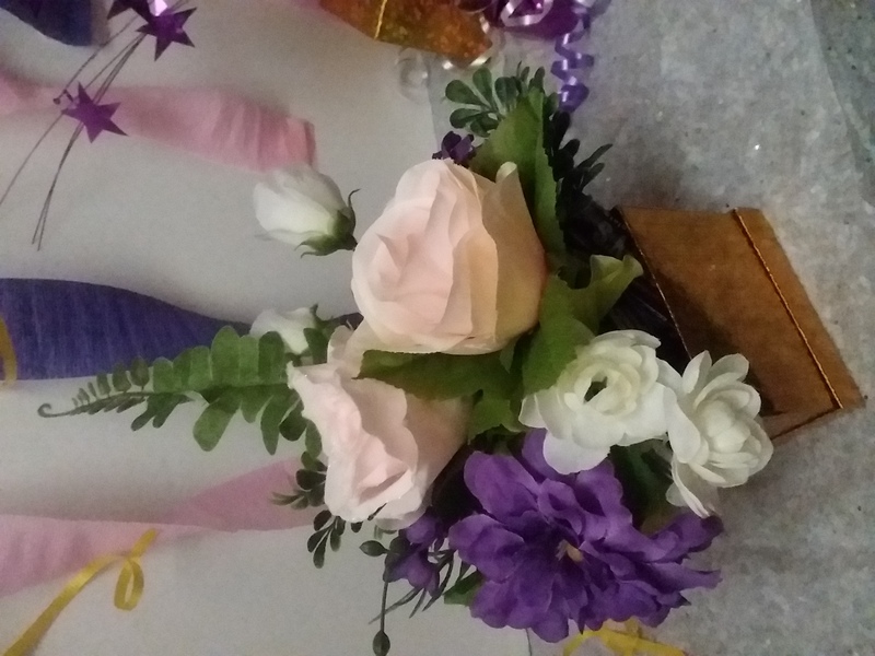 Birthday floral box pic2 20201218_200422.jpg