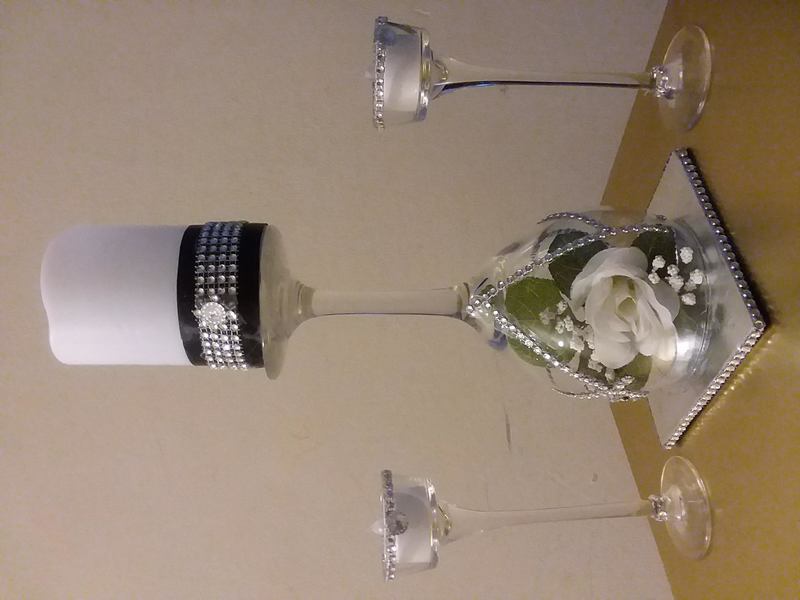 Black and silver floral candle.jpg