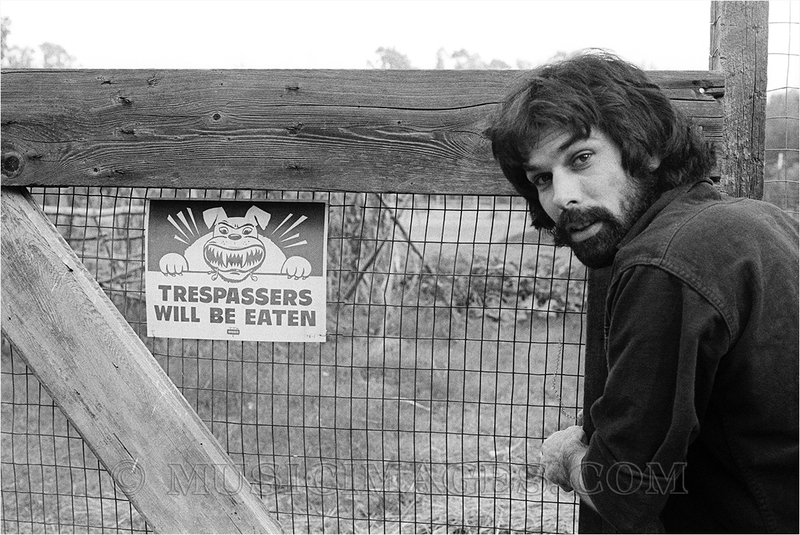 B100-4_1200px_2pxStroke_wmk.jpg :: Mickey's ranch in Novato, Ca. 11/6/76