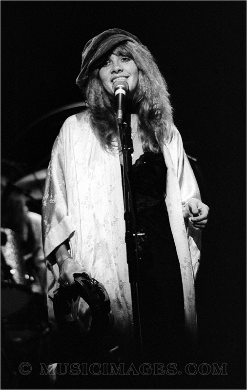 B155-7.jpg :: Stevie Nicks - Berkeley Community Theater, Berkeley, Ca. 2/28/77