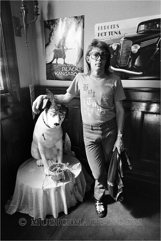 B176-24.jpg :: Jack Casady posing at 2400 Fulton St (Grunt Records offices), San Francisco, Ca. 4/12/77