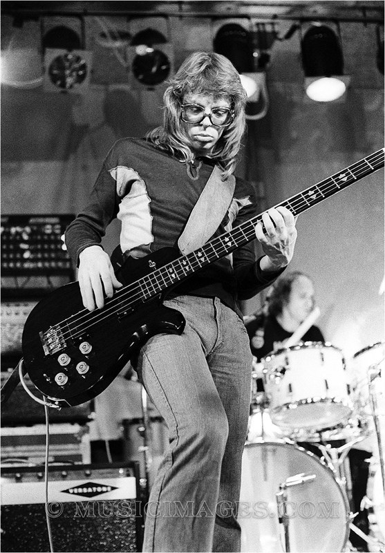 B185-35.jpg :: Old Waldorf club, San Francisco, Ca. 5/7/77