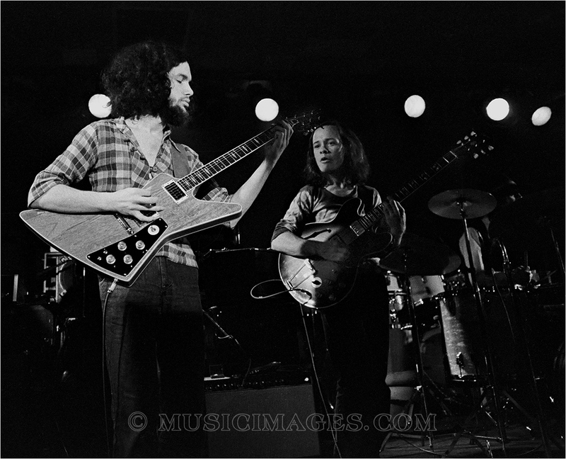 B186-3.jpg :: with The Goodman Brothers - Old Waldorf, San Francisco, Ca. 5/7/77