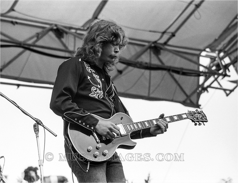 B205-10.jpg :: Oakland Stadium 7/2/77