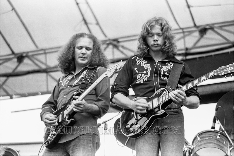 B205-20.jpg :: Oakland Stadium 7/2/77