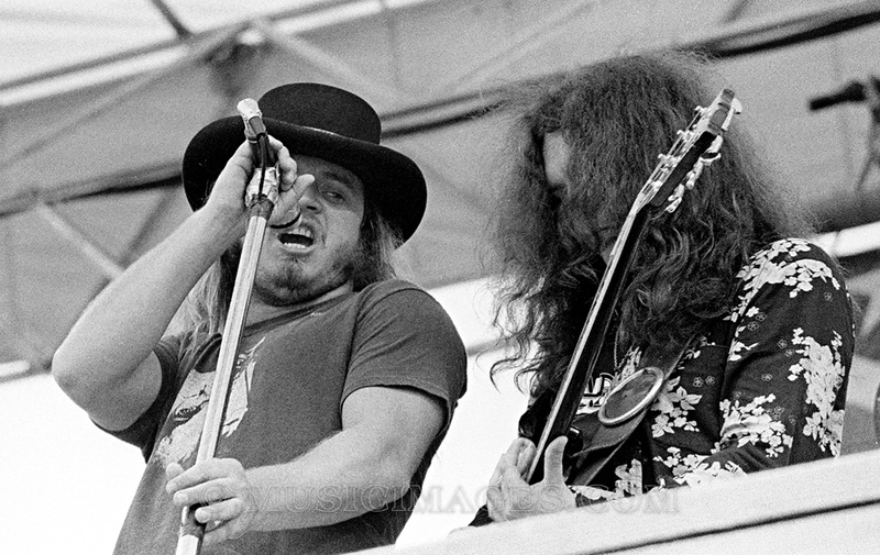 B208-29.jpg :: Oakland Stadium, Oakland, Ca 7/2/77