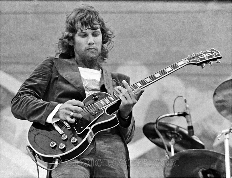 B208-5.jpg :: Oakland Stadium, Oakland, Ca 7/2/77