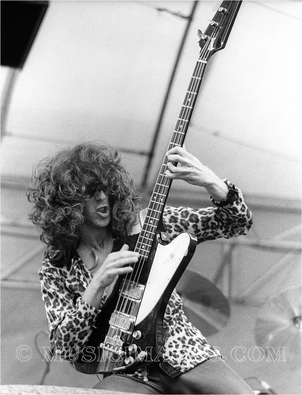 B215-22.jpg :: Kenny Aaronson performs with the Rick Derringer Band, opening for Led Zeppelin - Oakland Stadium, Oakland, Ca. 7/23/77