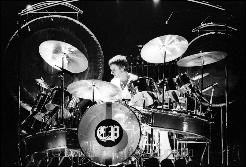 B226-16.jpg :: Oakland Coliseum, Oakland, Ca. 8/6/77