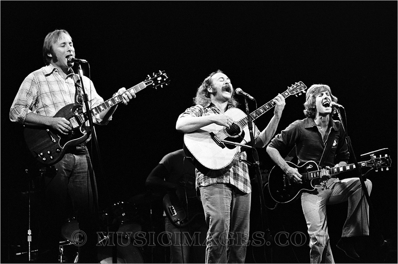 B253-16_1200px_2pxStroke_wmk.jpg :: Crosby, Still & Nash - Oakland Coliseum, Oakland, Ca. 10/22/77