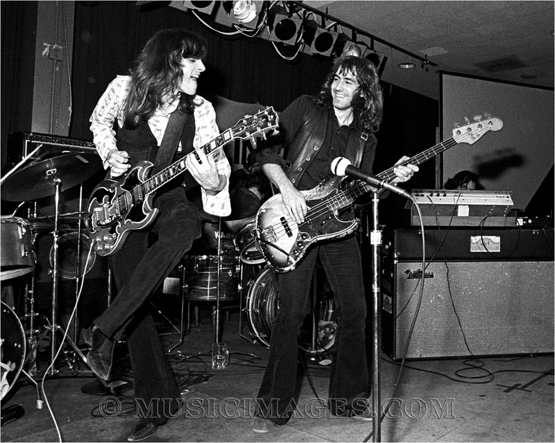 B267-23.jpg :: John and Pete Sears are playing with the 7 Deadly Sins @ the Old Waldorf club, San Francisco, Ca. 11/6/77
