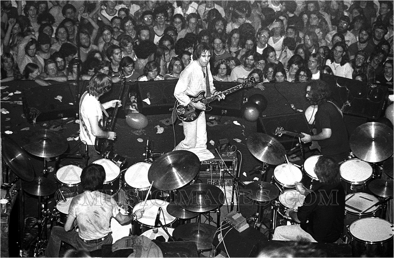 B295-27.jpg :: Winterland, San Francisco, Ca. 12/31/77