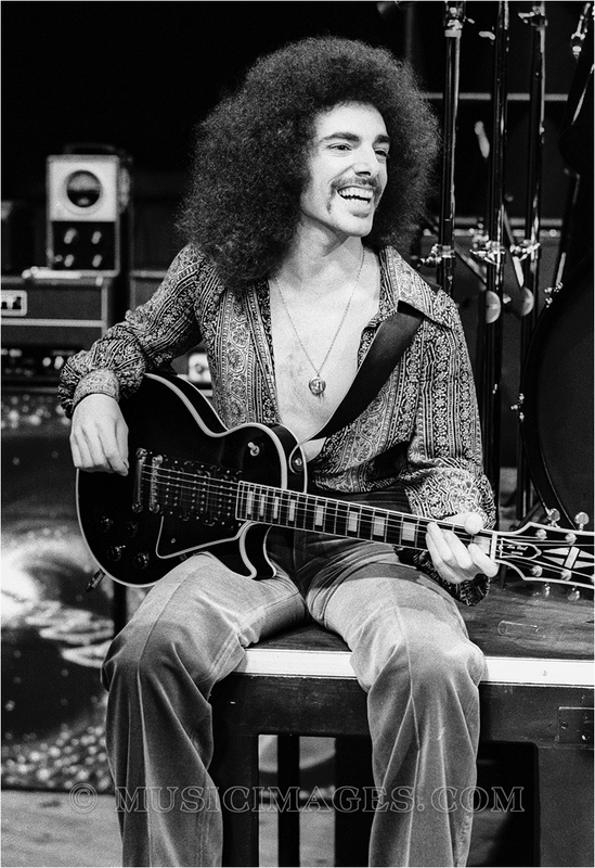 B296-11.jpg :: Neal Schon - Joey Bavaresco TV Show - Kabuki Theater, San Francisco, Ca. 1/7/78