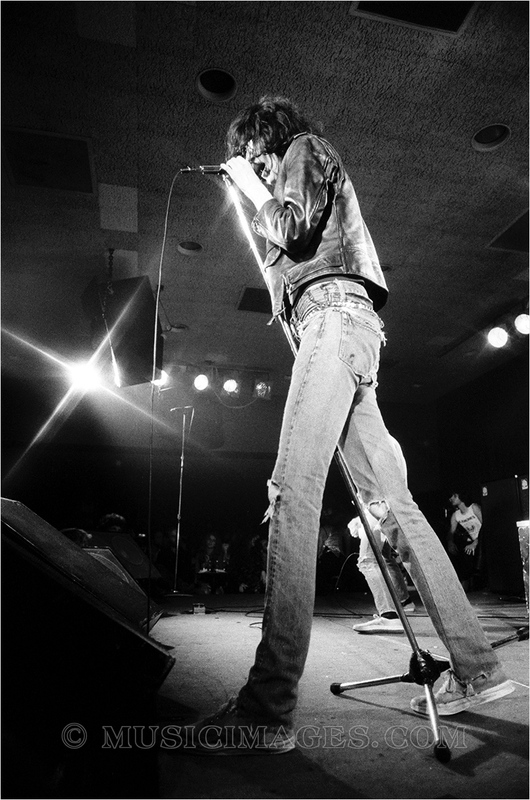 B305-14A.jpg :: Old Waldorf club, San Francisco, Ca. 1/31/78