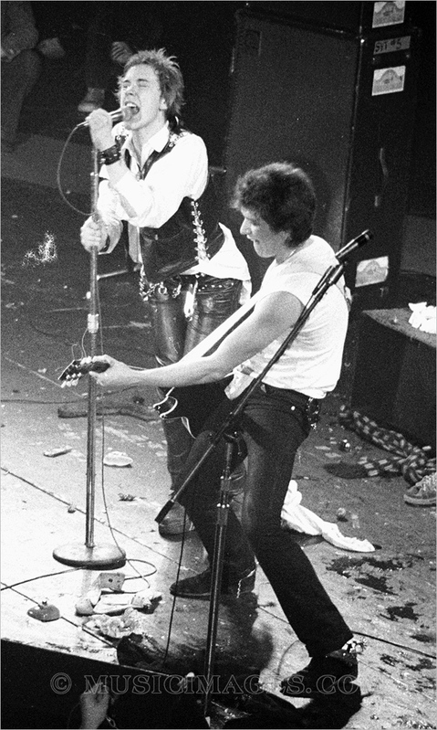 B310-14.jpg :: Winterland, San Francisco, Ca. 1/14/78
