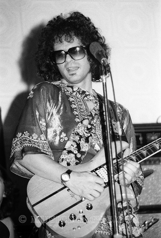 B326-10.jpg :: Knights Bridge club, San Rafael, Ca. 3/12/78
