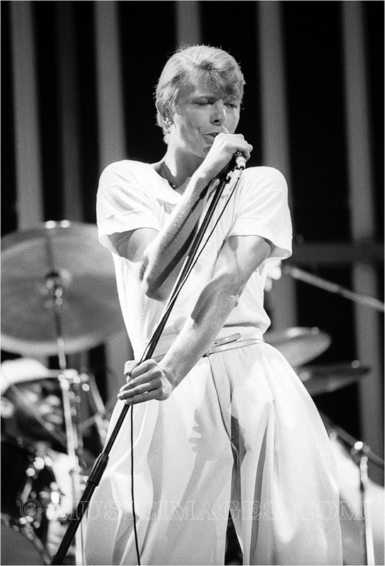 B342-24.jpg :: Oakland Coliseum, Oakland, Ca. 4/5/78
