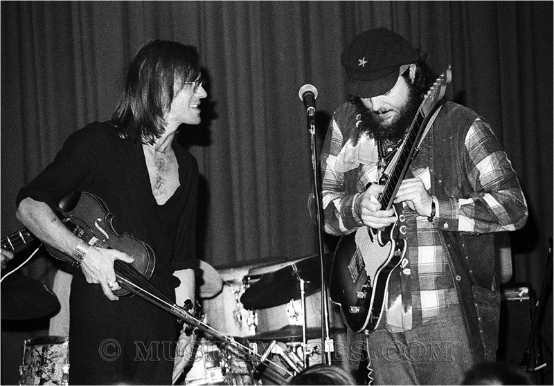 B355-24.jpg :: Doug Sahm & Dr. John Band - Old Waldorf club, San Francisco, Ca. 5/12/78