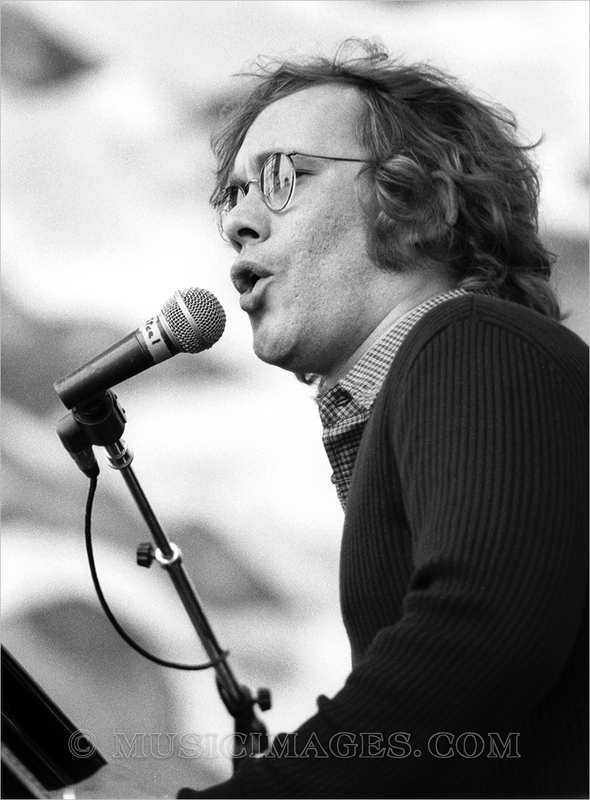 B367-7.jpg :: Santa Barbara Stadium 6/4/78