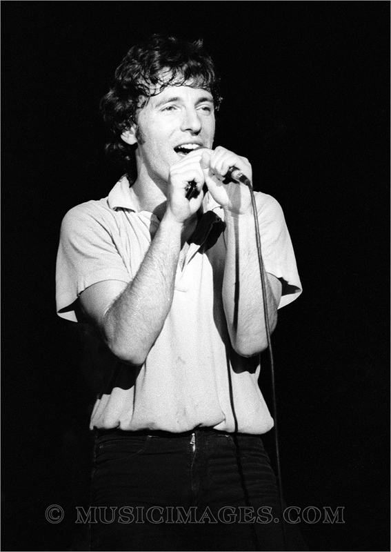 B398-37.jpg :: Berkeley Community Theater, Berkeley, Ca. 7/1/78