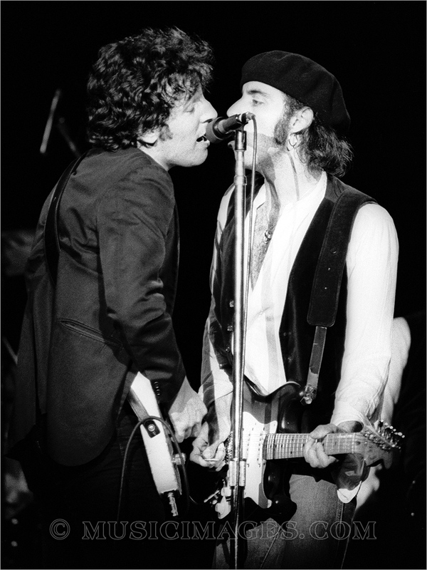 B399-7.jpg :: Berkeley Community Theater, Berkeley, Ca. 7/1/78