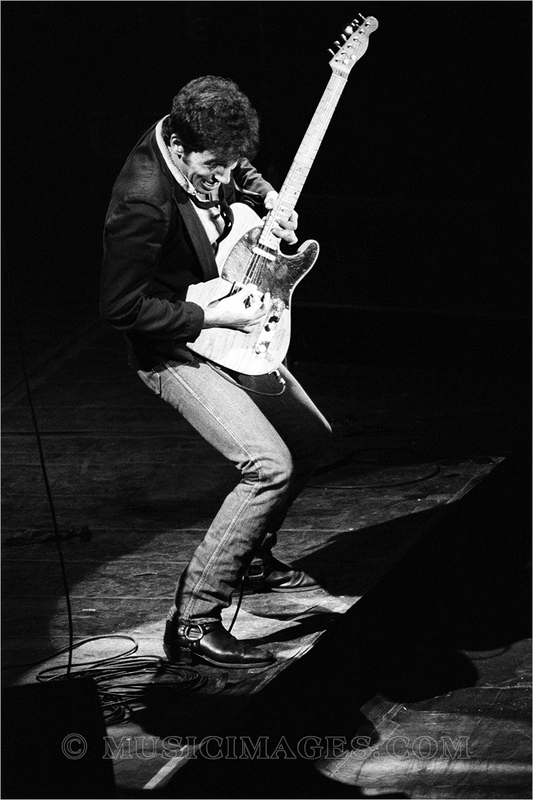 B480-28.jpg :: Winterland, San Francisco, Ca. 12/15/78