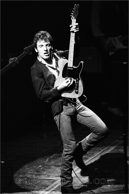 B483-21.jpg :: Winterland, San Francisco, Ca. 12/15/78