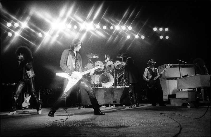 B523-15.jpg :: Oakland Auditorium, Oakland, Ca. 3/24/79