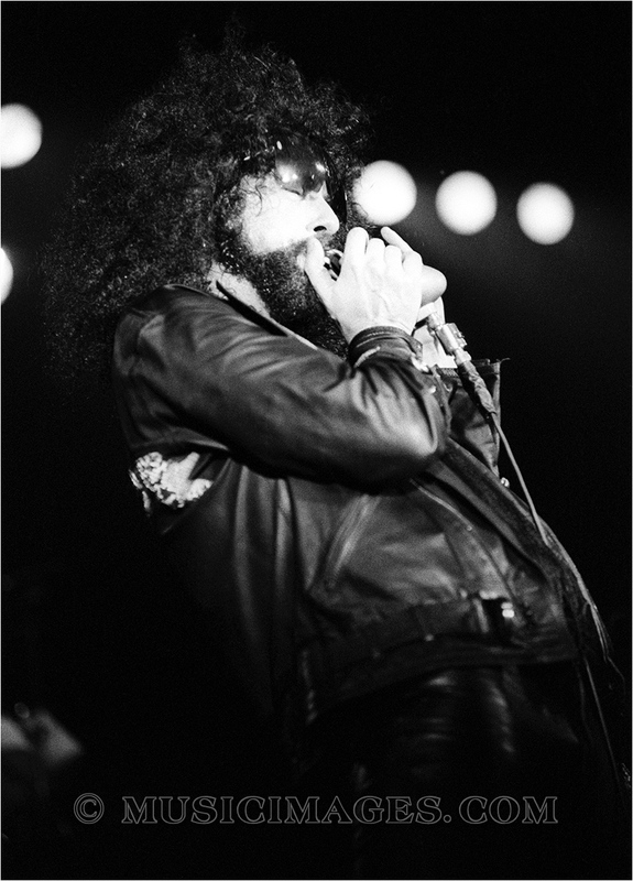B524-20.jpg :: Oakland Auditorium, Oakland, Ca. 3/24/79