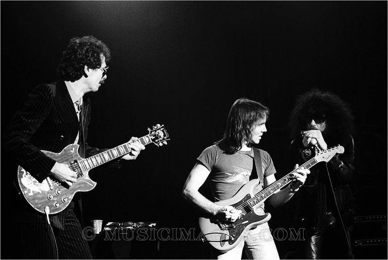 B526-7.jpg :: Carlos Santana & Ronnie Montrose join the J. Geils Band for the encore - Oakland Auditorium, Oakland, Ca. 3/24/79