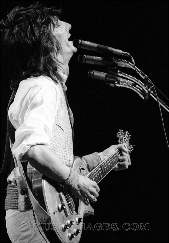 B576-14A.jpg :: with the New Barbarians - Oakland Coliseum, Oakland, Ca. 5/20/79