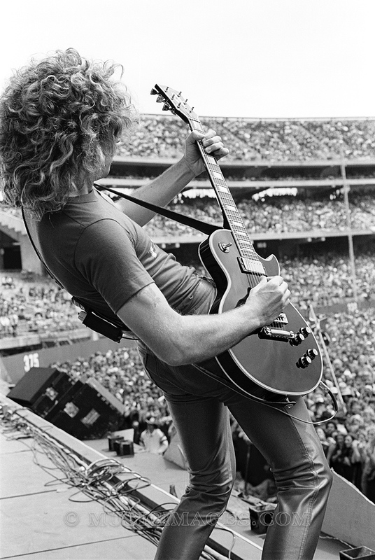 B583-21.jpg :: Day On The Green - Oakland Stadium, Oakland, Ca. 5/6/79