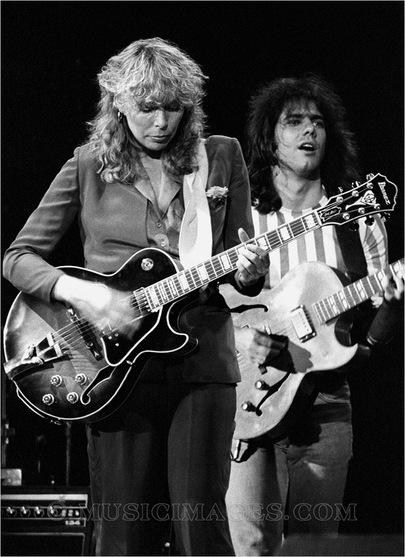 B608-35.jpg :: with Pat Metheny - San Francisco Civic Auditorium 9/7/79